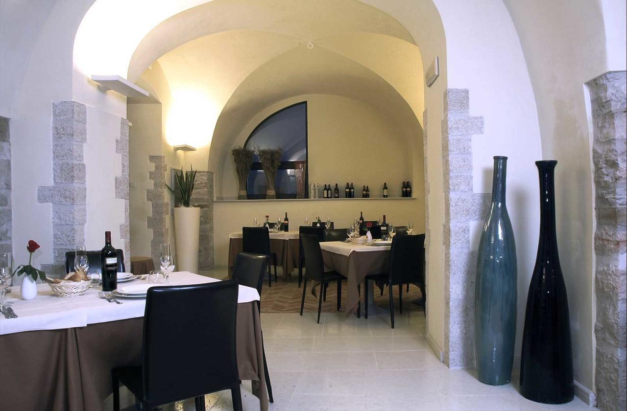 Hotel Orazio Веноза Екстер'єр фото
